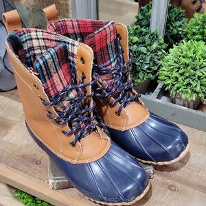 Sporto Womens Size 9 Tan and Navy Flannel Lined Duck Boots, Waterproof, Gorpcore